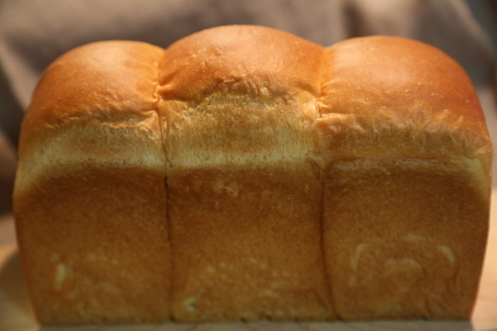 三山食パン１本の写真
